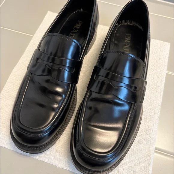 Prada Men's Glossy Black Slip-On Loafers - Picture 1 of 7
